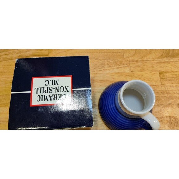 No Spill non slip Coffee Mug Pottery Ceram blue and white, Made in Taiwan Box - Picture 3 of 12